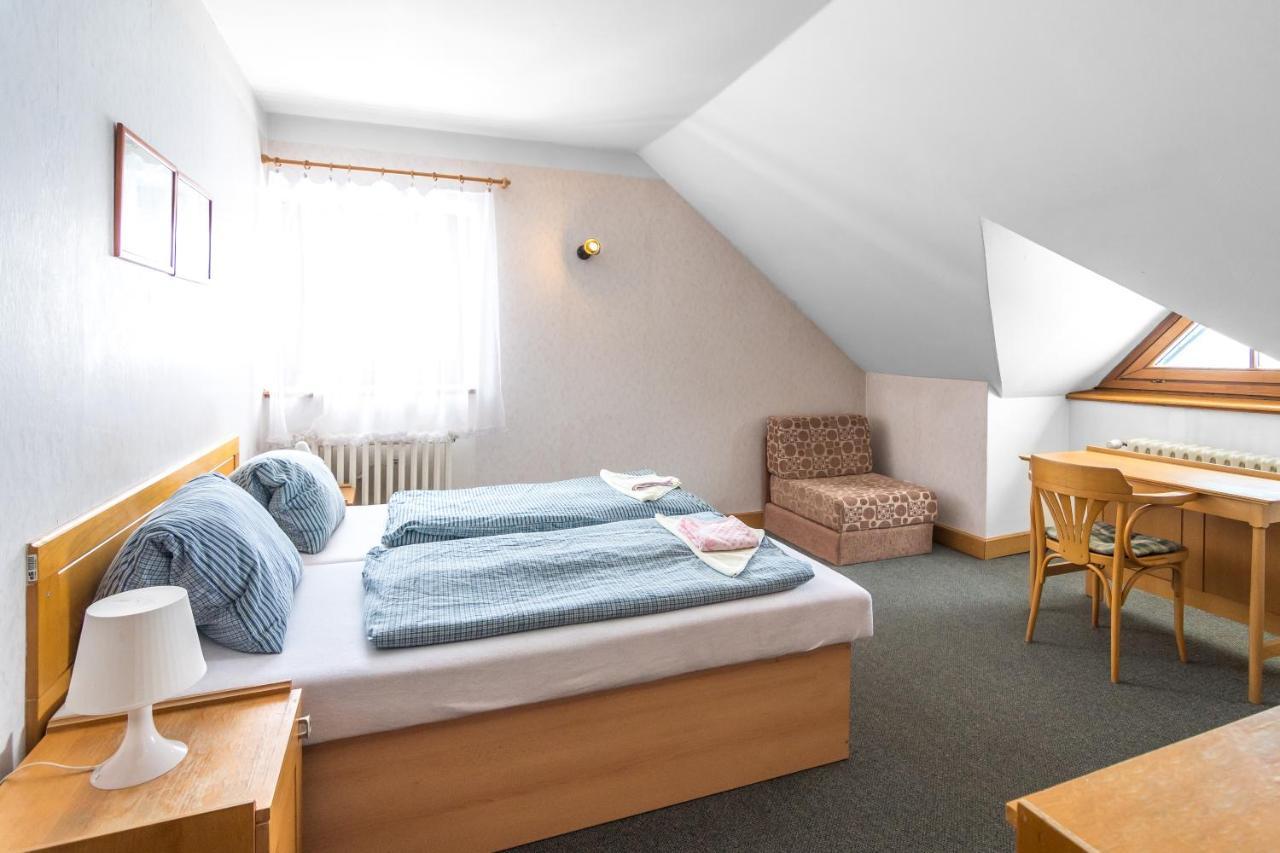 Mala Rennerovka Hotel Strazne Ngoại thất bức ảnh